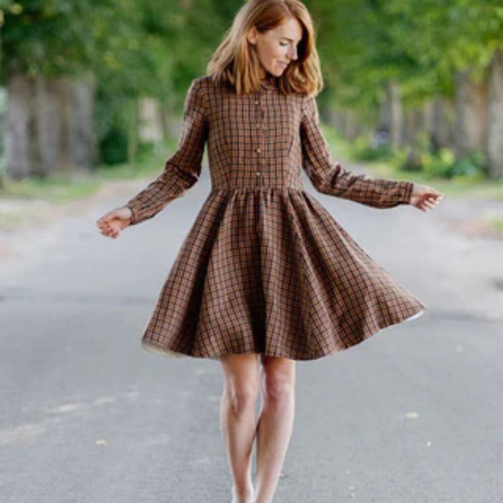 Son de Flor Brown Classic Long Sleeve Mini Dress in Brown Checkered Pattern